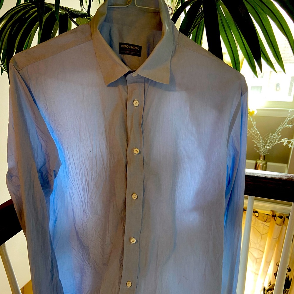 Men’s soft cotton shirt in like new condition.